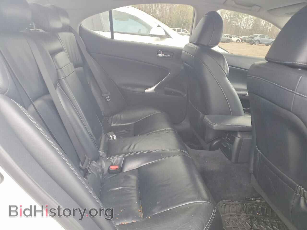 2011 LEXUS IS - VIN: JTHCF5C28B5045858 - Photo 10