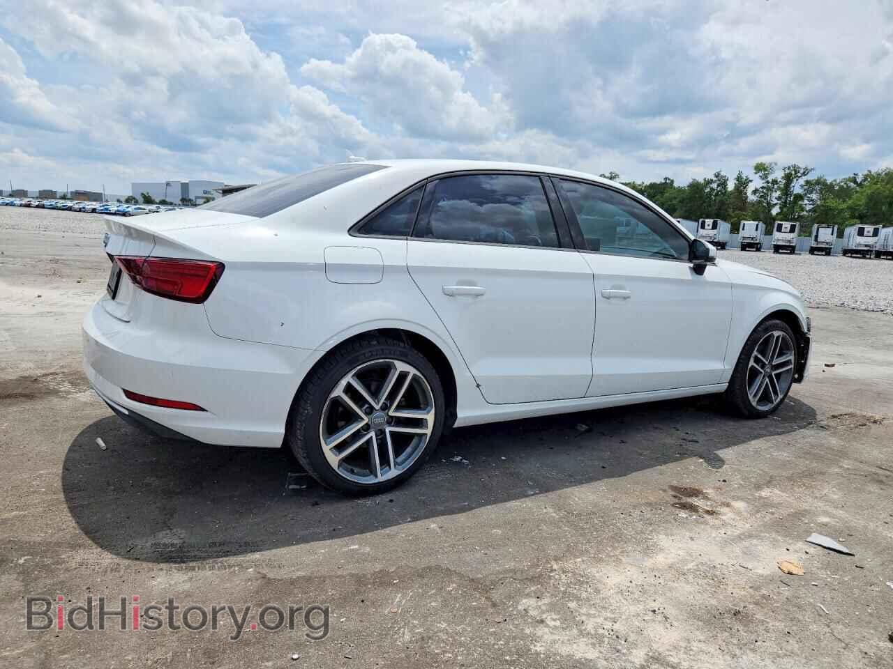 2018 AUDI A3 - VIN: WAUAUGFF6J1092785 - Фото 3