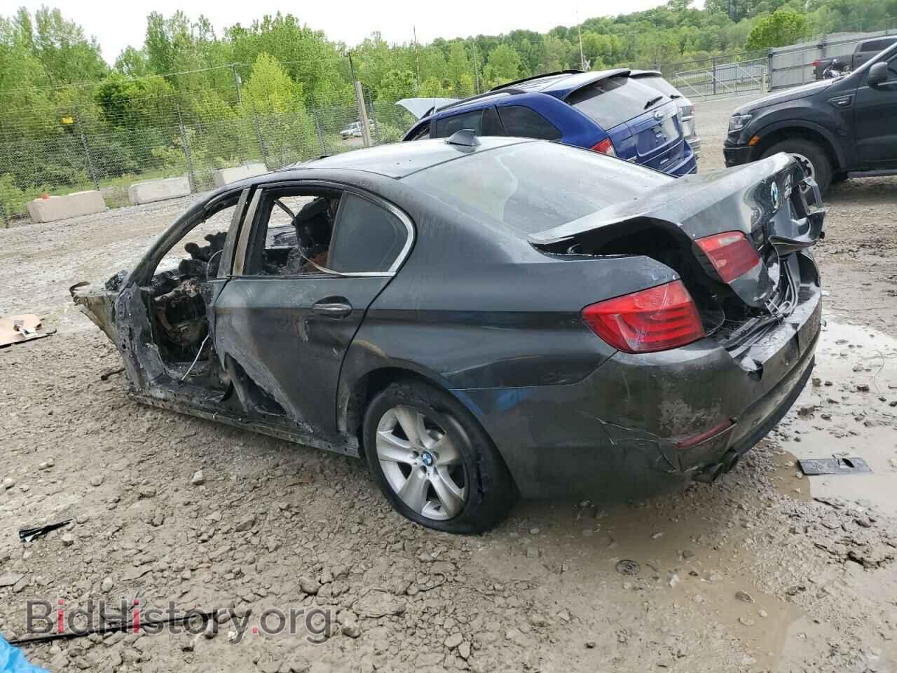 2011 BMW 5 SERIES - VIN: WBAFR1C51BC744847 - Фото 2
