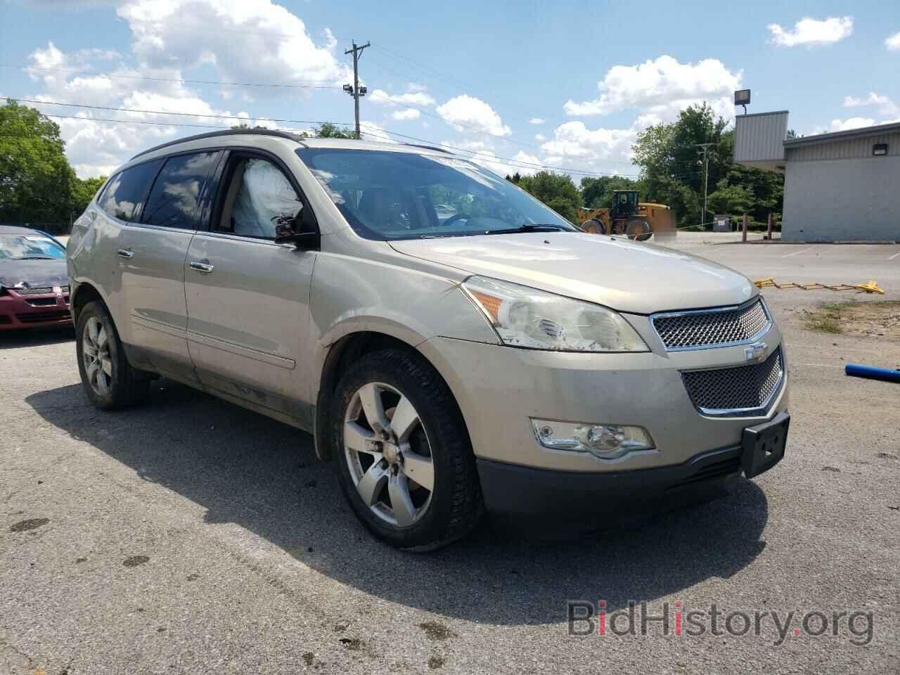 Photo 1GNKRLED3CJ192080 - CHEVROLET TRAVERSE 2012