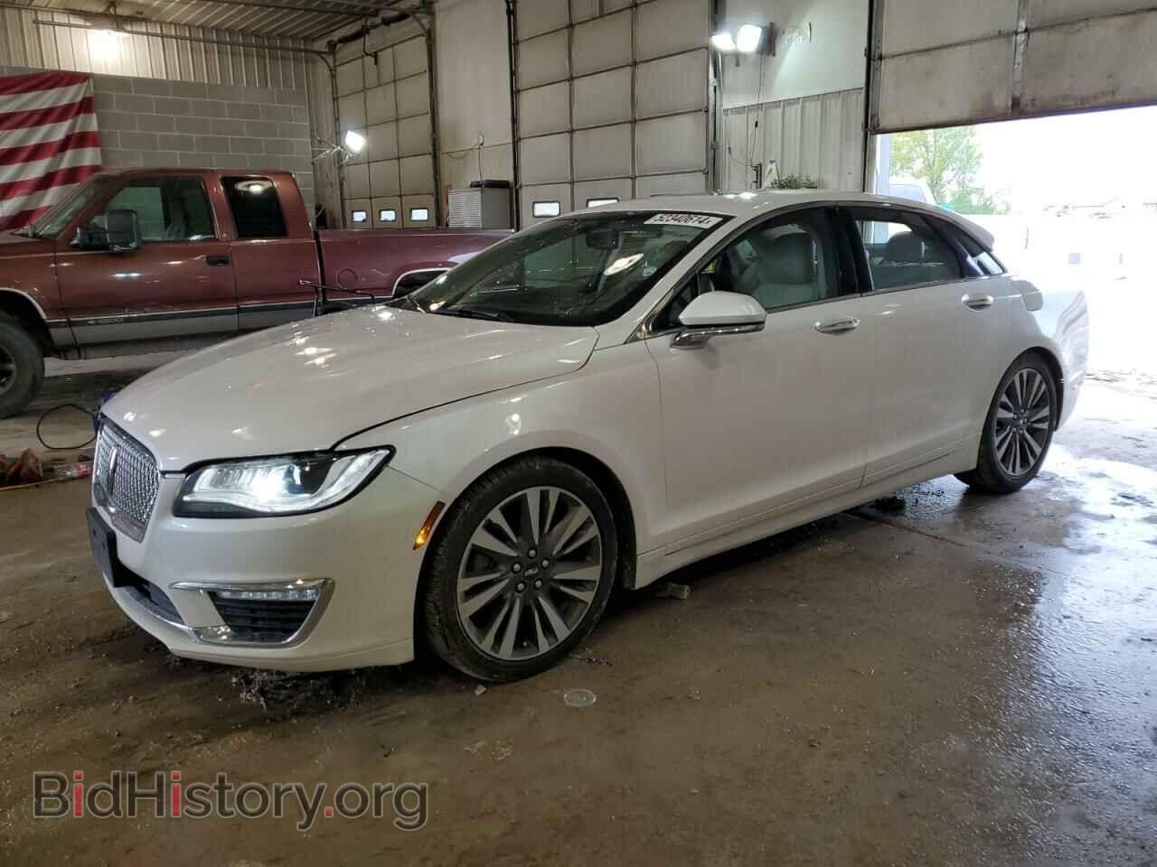 Фотография 3LN6L5E91HR601687 - LINCOLN MKZ 2017