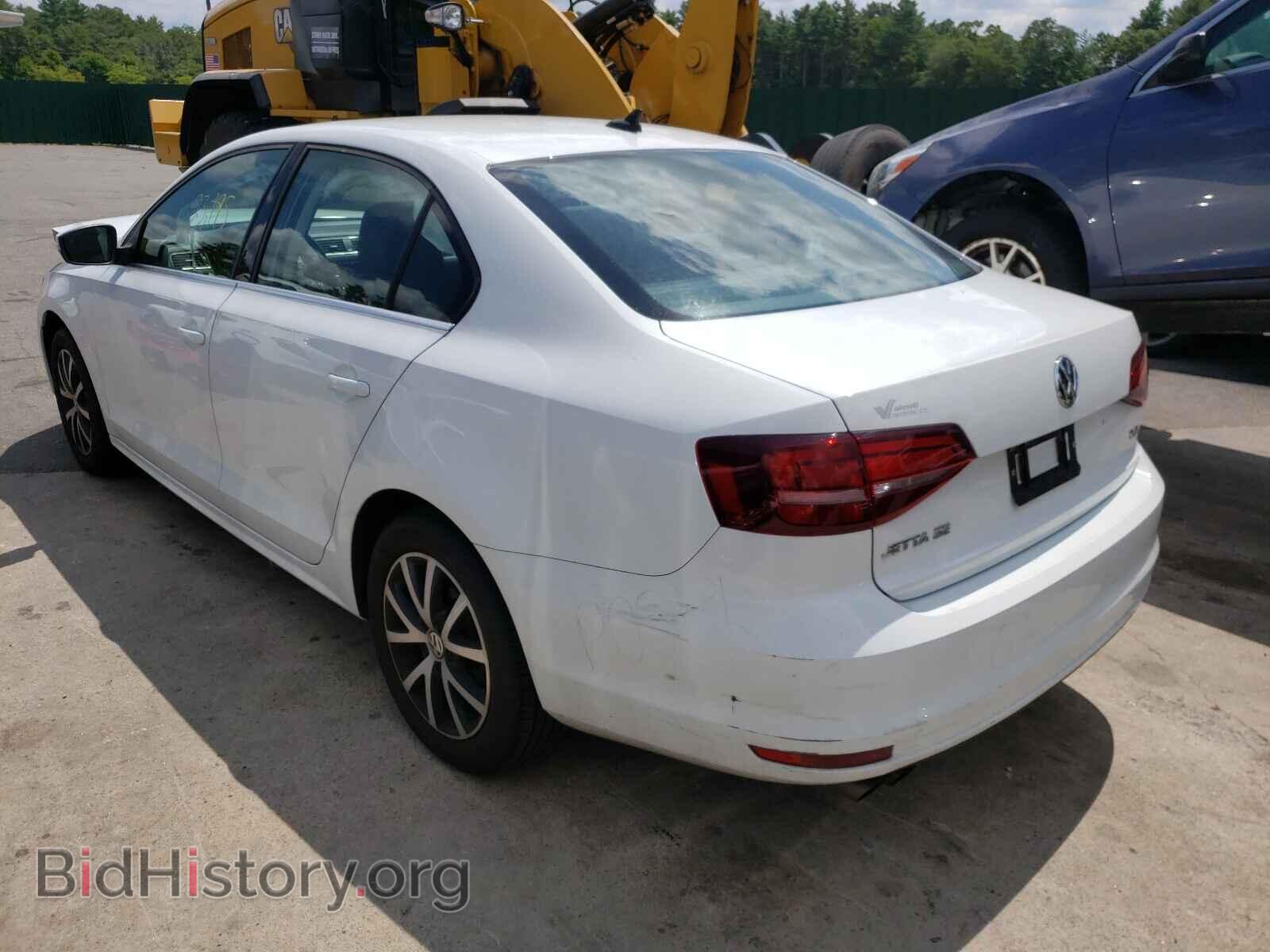 2017 VOLKSWAGEN JETTA - VIN: 3VWDB7AJ9HM358117 - Фото 3