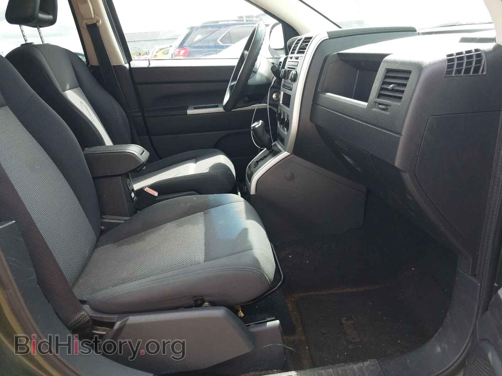 2008 JEEP COMPASS - VIN: 1J8FF47W28D565857 - Фото 5