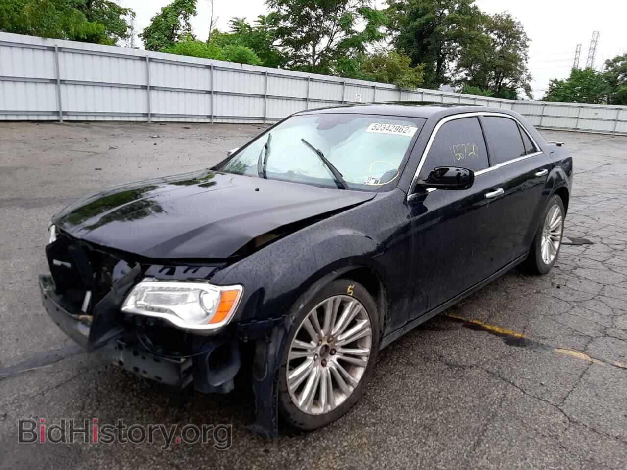2011 CHRYSLER 300 - VIN: 2C3CA6CT5BH523746 - Фото 2