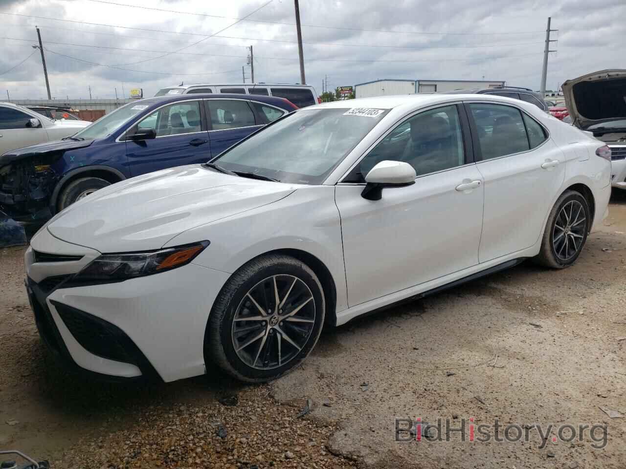 Photo 4T1G11AK6MU541307 - TOYOTA CAMRY 2021