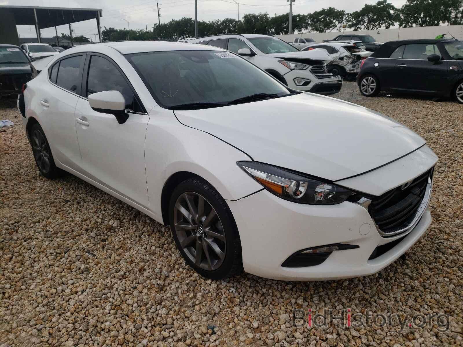 Photo 3MZBN1V32JM183657 - MAZDA 3 2018