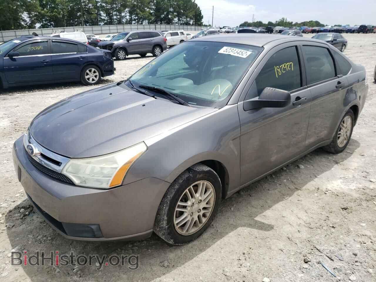 2011 FORD FOCUS - VIN: 1FAHP3EN5BW158859 - Фото 2