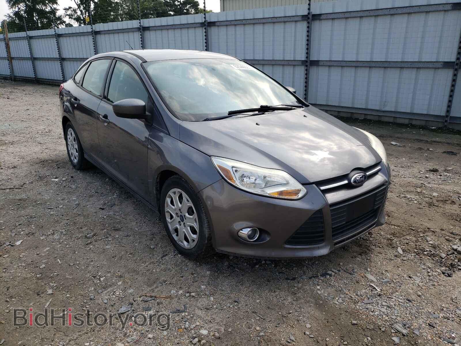 Photo 1FAHP3F24CL370921 - FORD FOCUS 2012