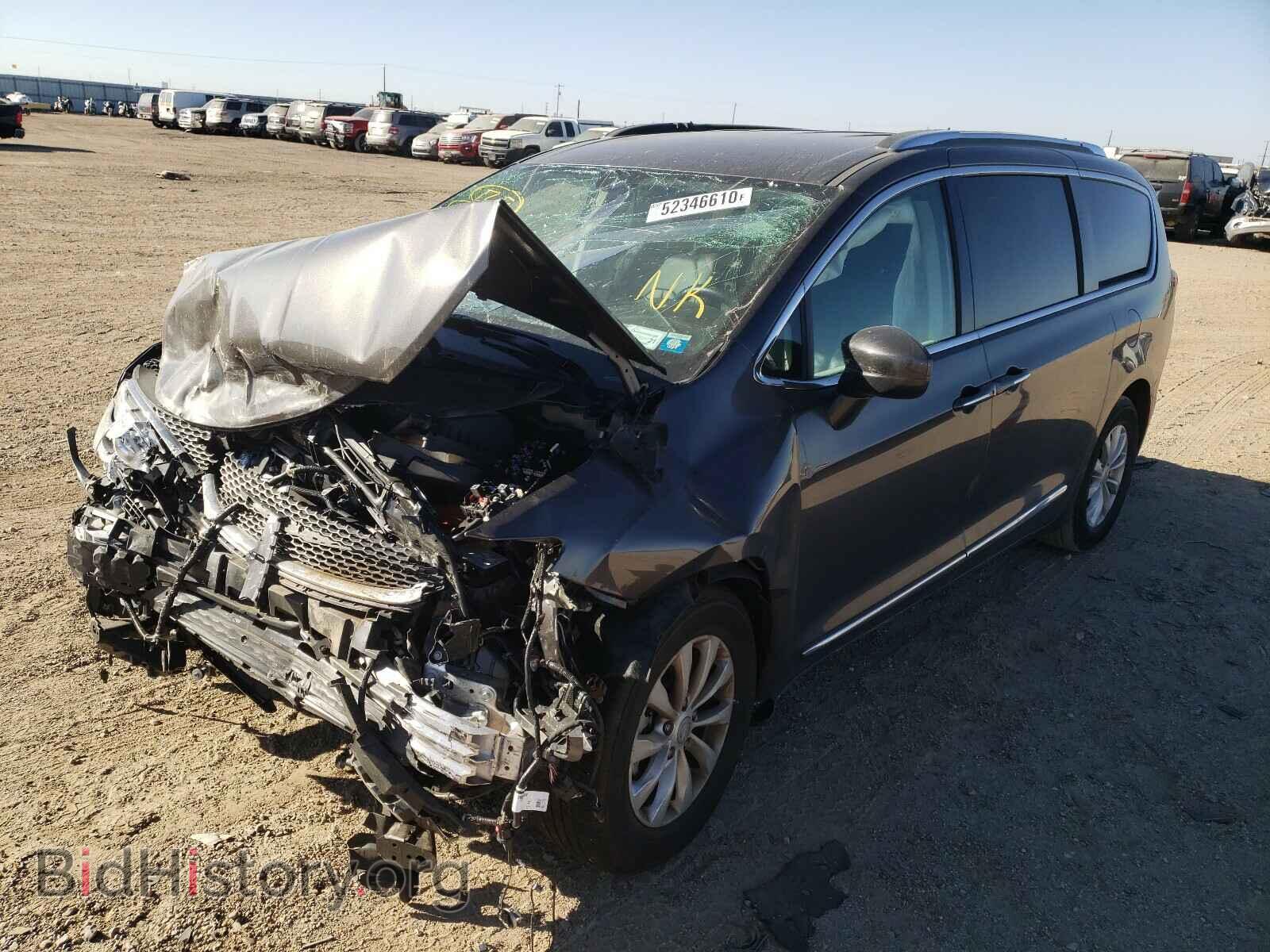 2019 CHRYSLER PACIFICA - VIN: 2C4RC1BG2KR749129 - Фото 2