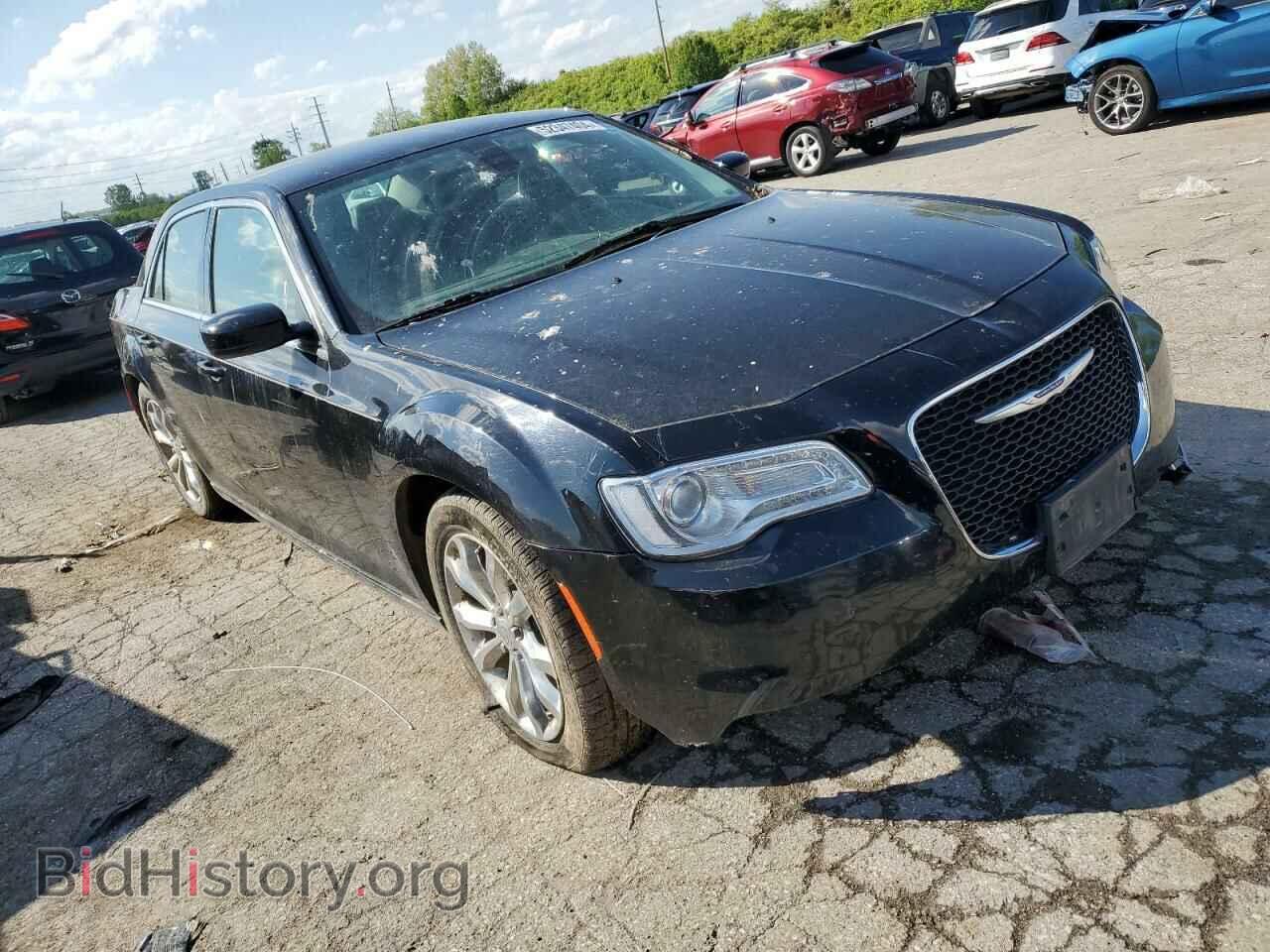 2018 CHRYSLER 300 - VIN: 2C3CCARG4JH282123 - Фото 4