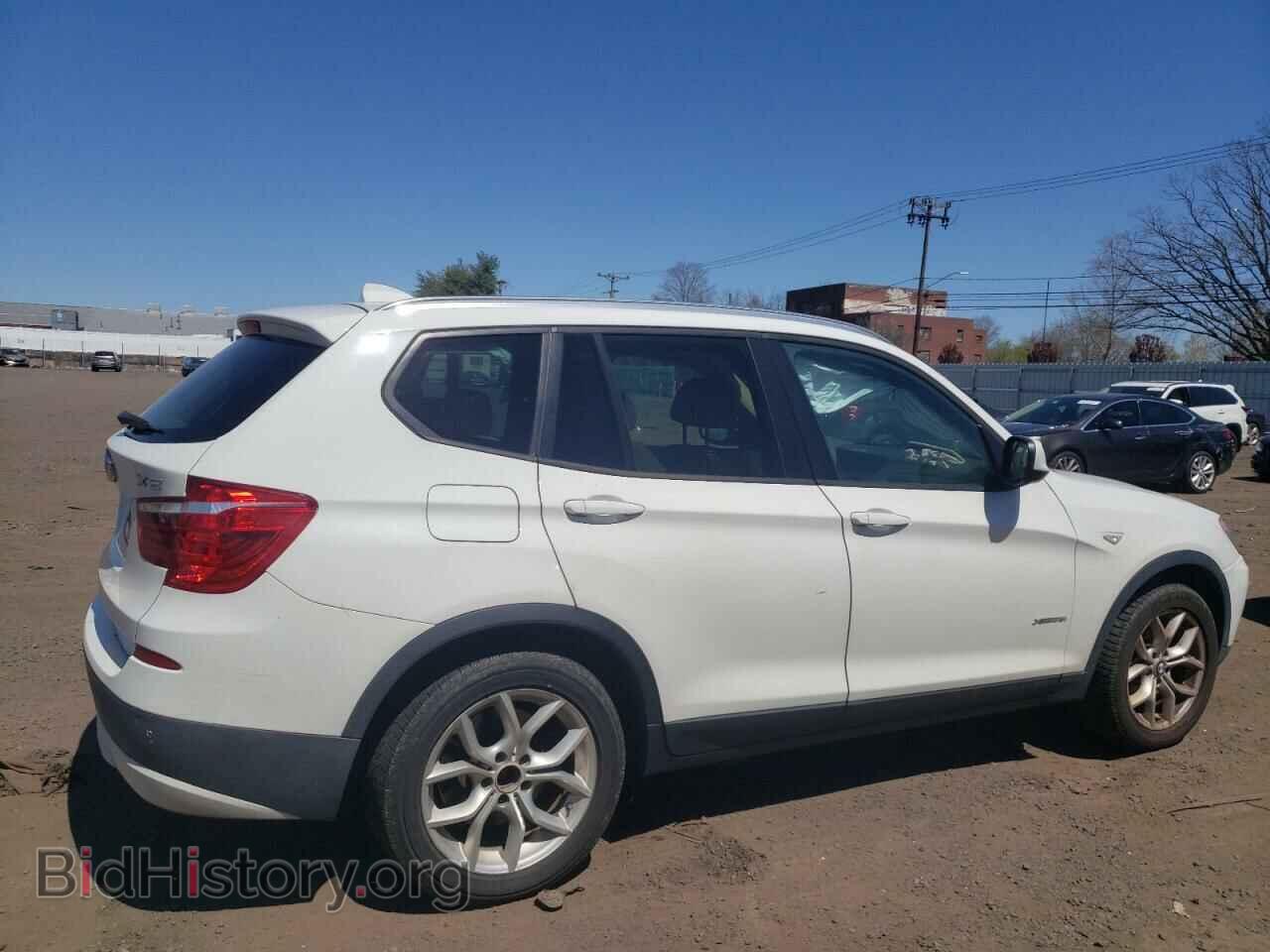 2014 BMW X3 - VIN: 5UXWX7C57E0E82674 - Фото 3