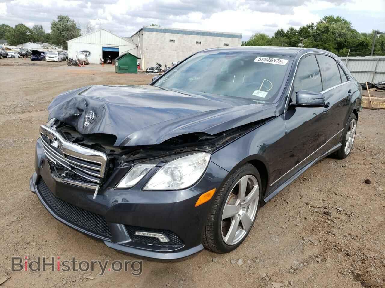 2011 MERCEDES-BENZ E-CLASS - VIN: WDDHF8HB4BA379741 - Фото 2