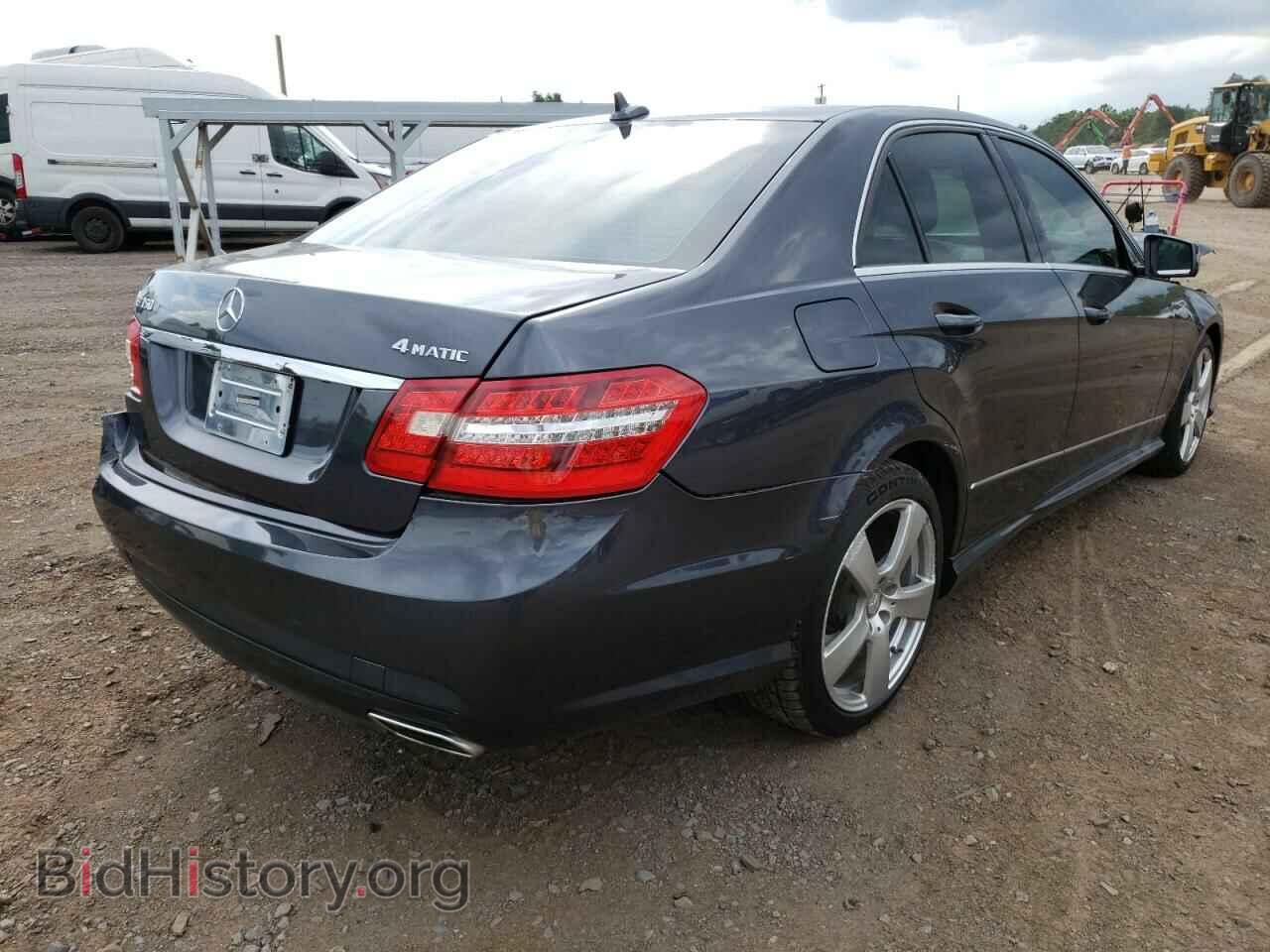 2011 MERCEDES-BENZ E-CLASS - VIN: WDDHF8HB4BA379741 - Фото 4