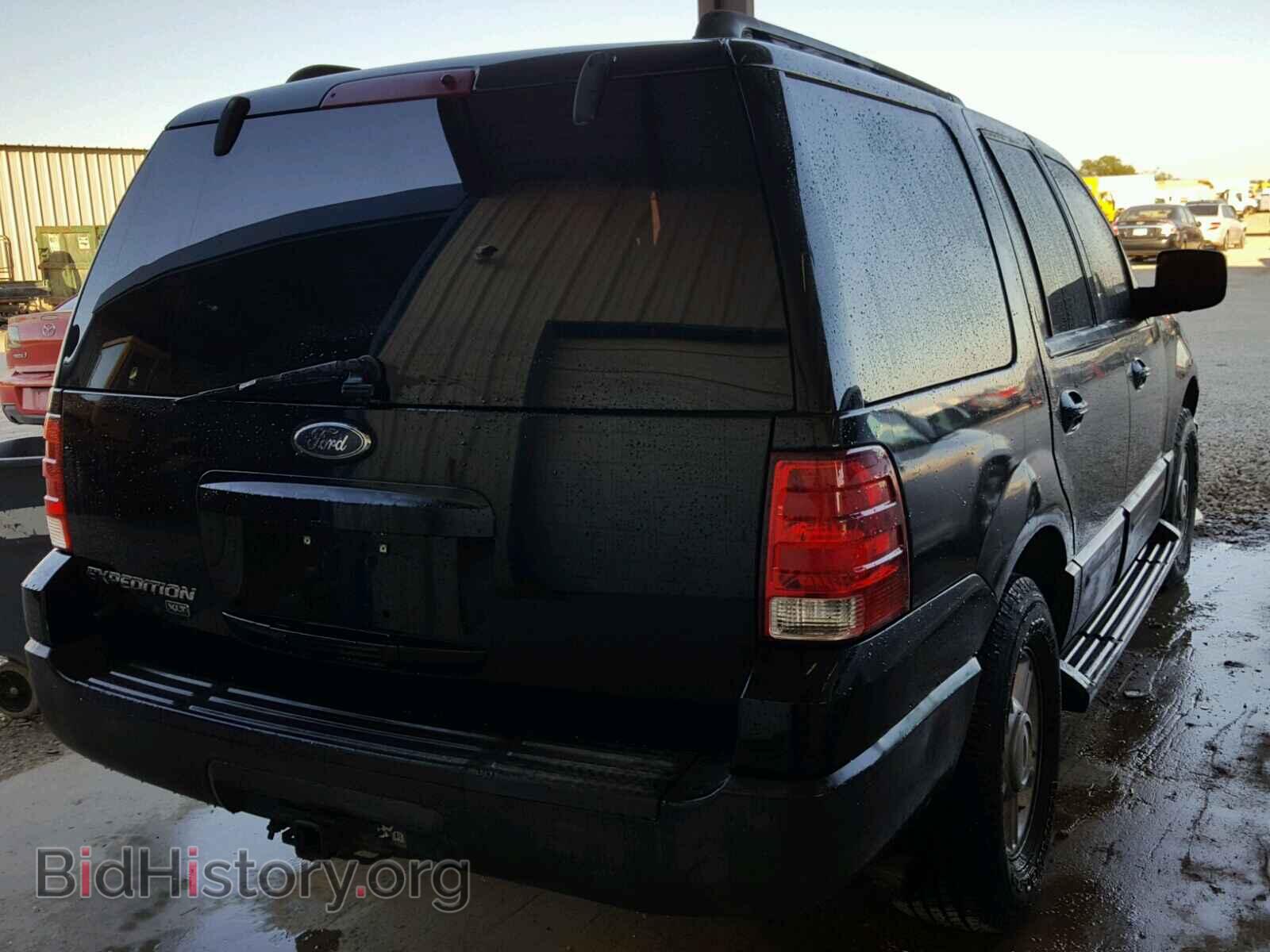2005 FORD EXPEDITION - VIN: 1FMPU15585LB10244 - Фото 4