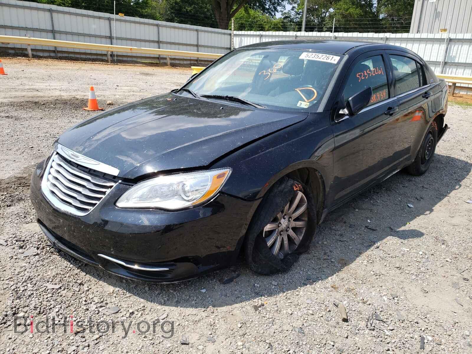 2014 CHRYSLER 200 - VIN: 1C3CCBBG5EN114228 - Фото 2