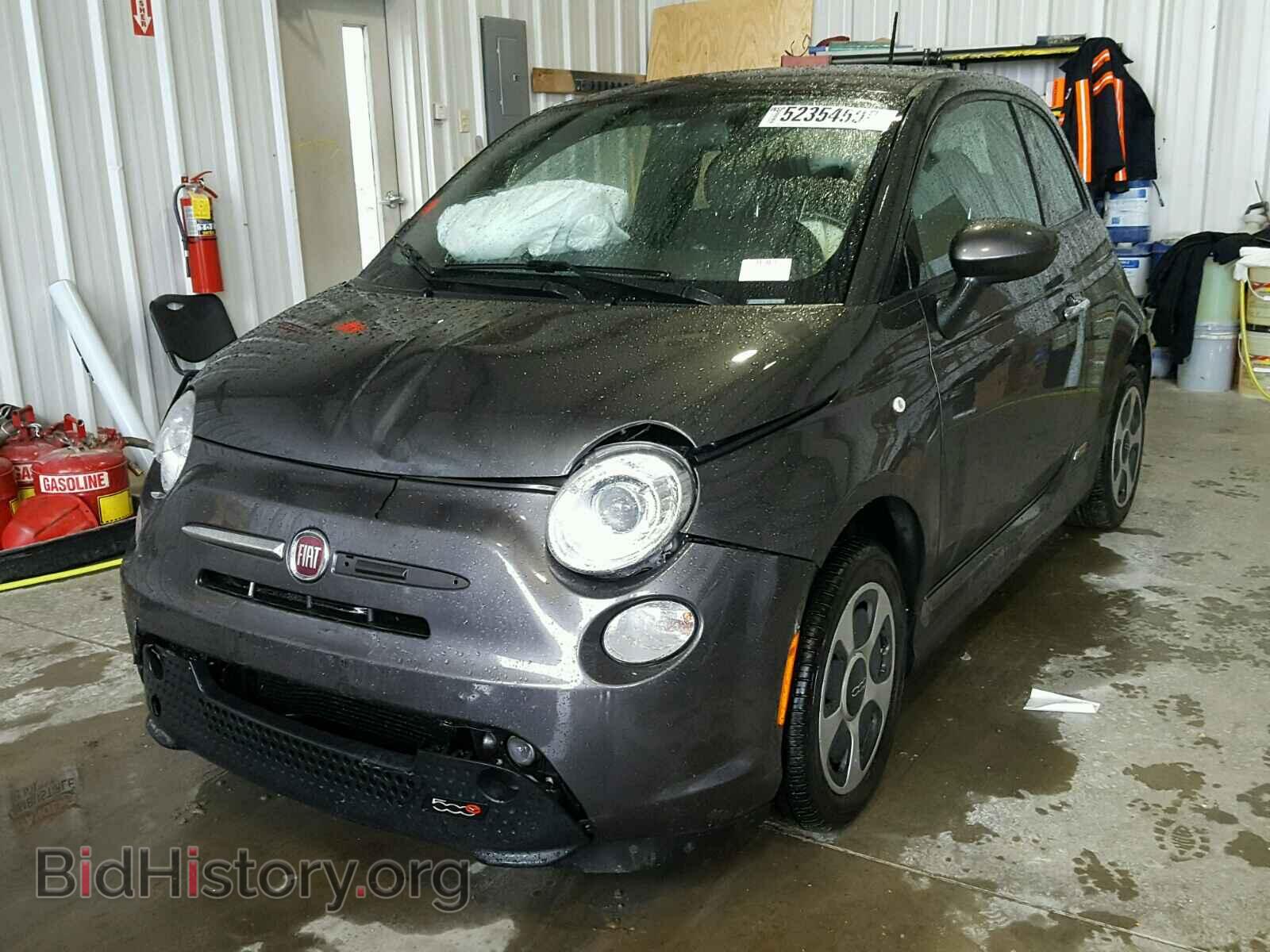 2015 FIAT 500 - VIN: 3C3CFFGE2FT640355 - Photo 2