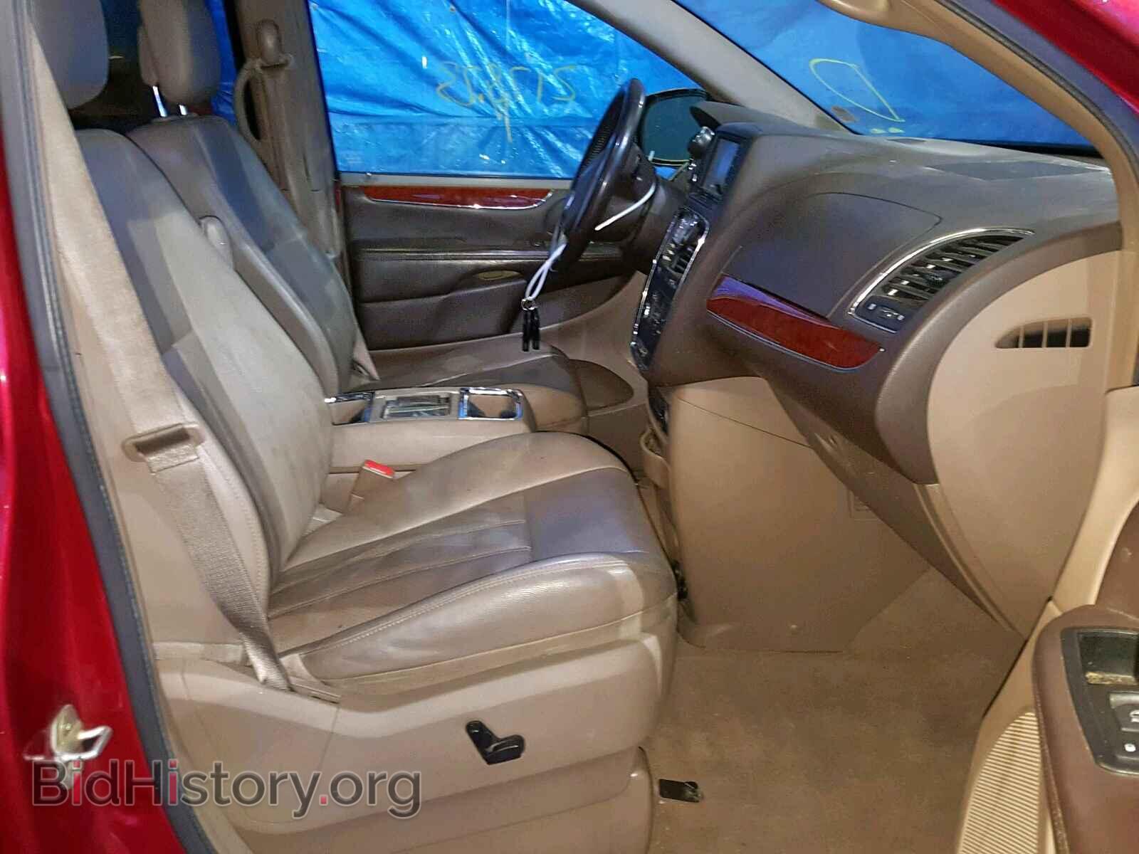 2013 CHRYSLER TOWN & COU - VIN: 2C4RC1CG1DR623121 - Фото 5