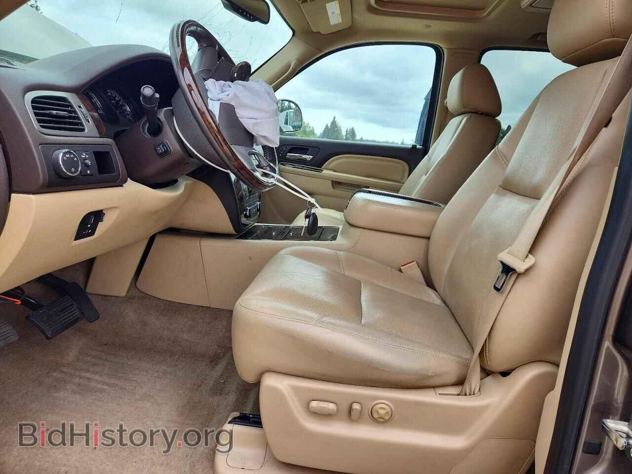 2011 GMC YUKON - VIN: 1GKS2EEF6BR391820 - Photo 7