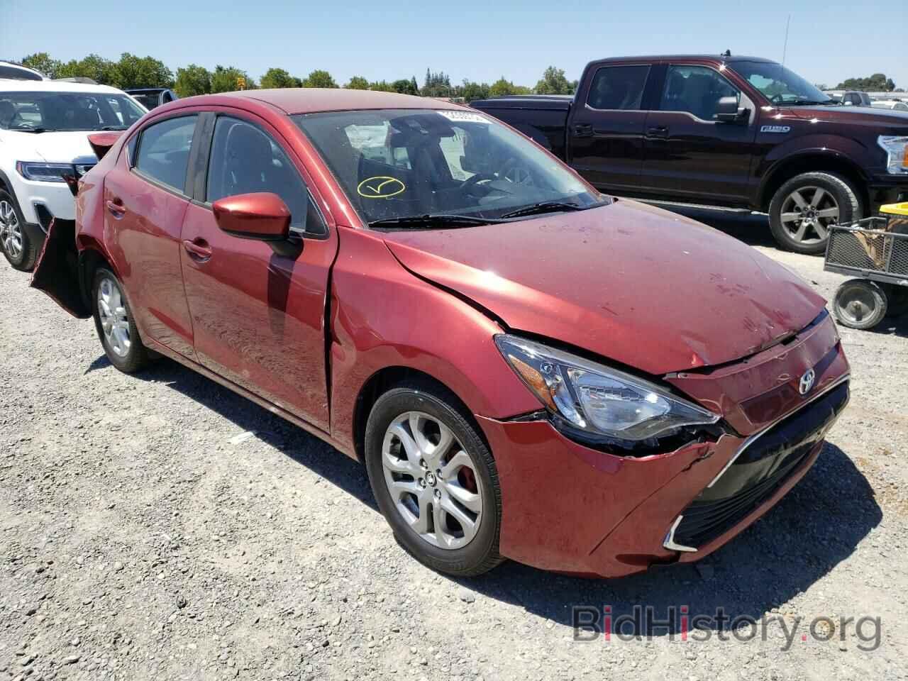 Photo 3MYDLBYV5HY167560 - TOYOTA YARIS 2017