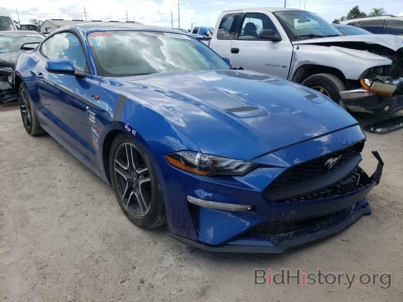 Photo 1FA6P8TH2J5121483 - FORD MUSTANG 2018