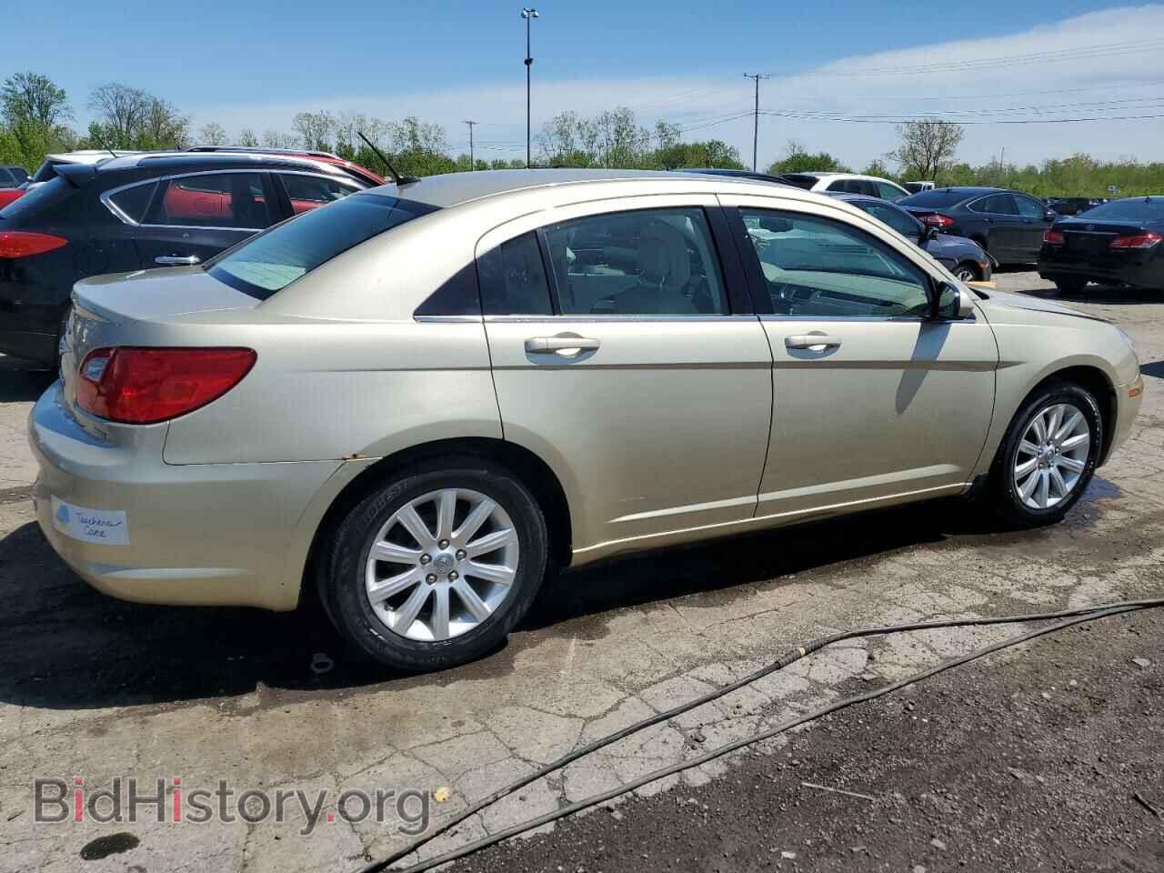 2010 CHRYSLER SEBRING - VIN: 1C3CC5FBXAN111190 - Фото 3
