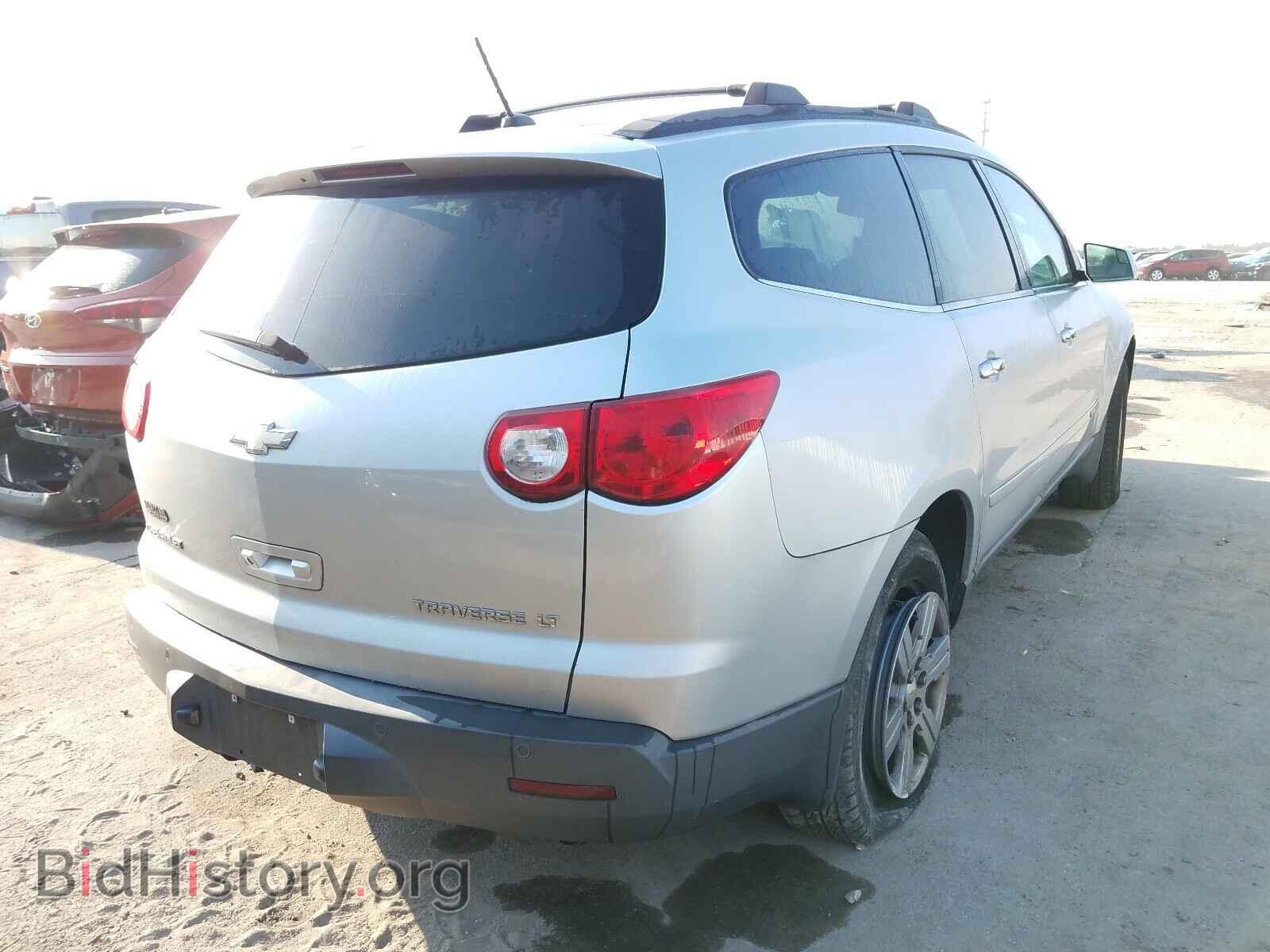 2009 CHEVROLET TRAVERSE - VIN: 1GNER23D59S146733 - Фото 4