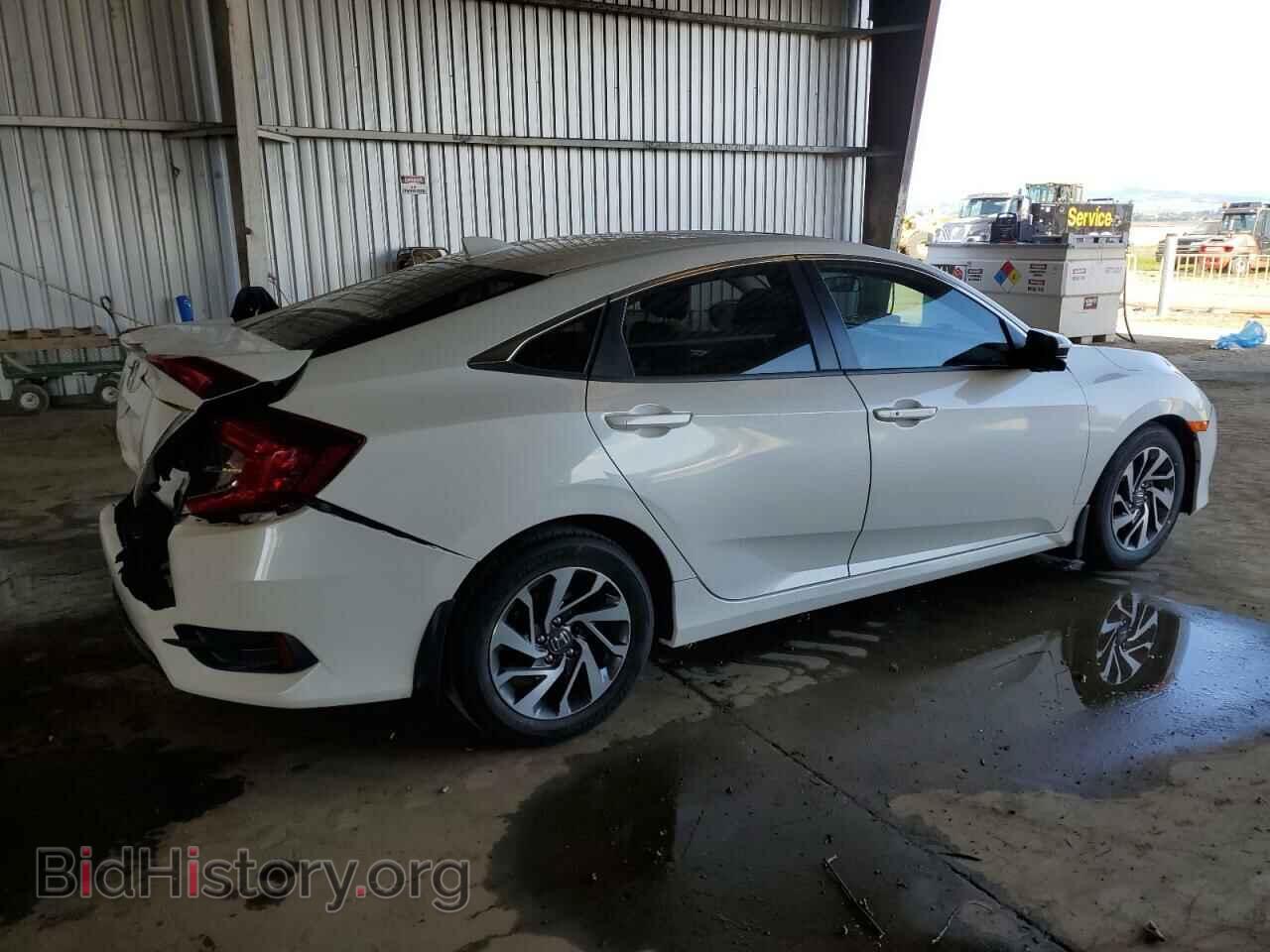 2018 HONDA CIVIC - VIN: 2HGFC2F7XJH546532 - Фото 3