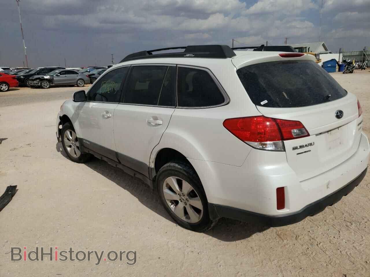 2011 SUBARU OUTBACK - VIN: 4S4BRBKC3B3436890 - Photo 3