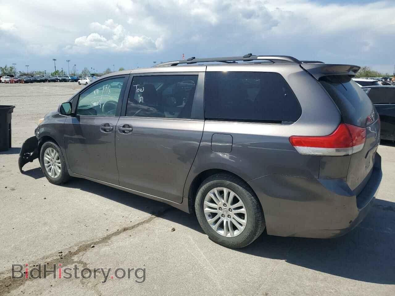 2011 TOYOTA All Models - VIN: 5TDYK3DC9BS165113 - Фото 2