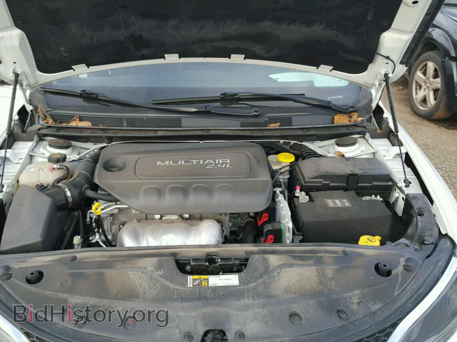 2016 CHRYSLER 200 - VIN: 1C3CCCAB7GN132020 - Photo 7