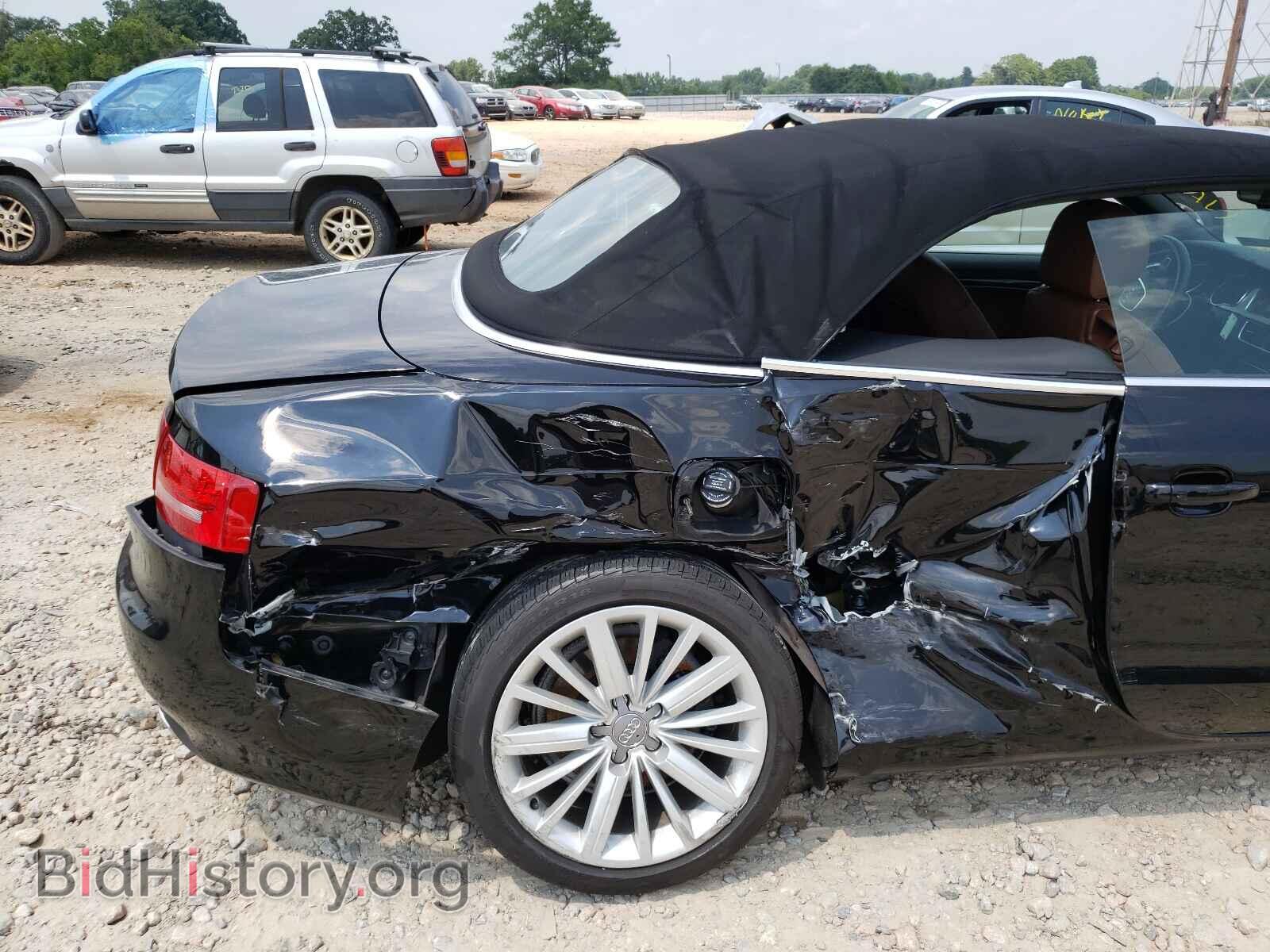 2011 AUDI A5 - VIN: WAULFAFHXBN013582 - Фото 9
