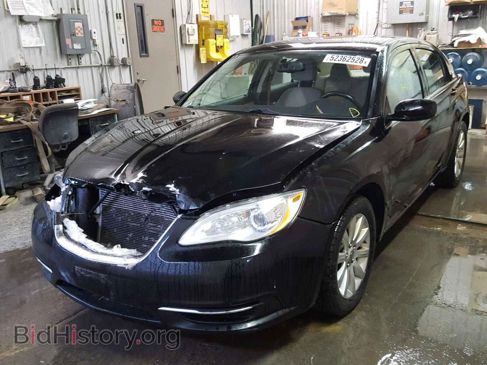 2013 CHRYSLER 200 - VIN: 1C3CCBBB4DN553553 - Фото 2