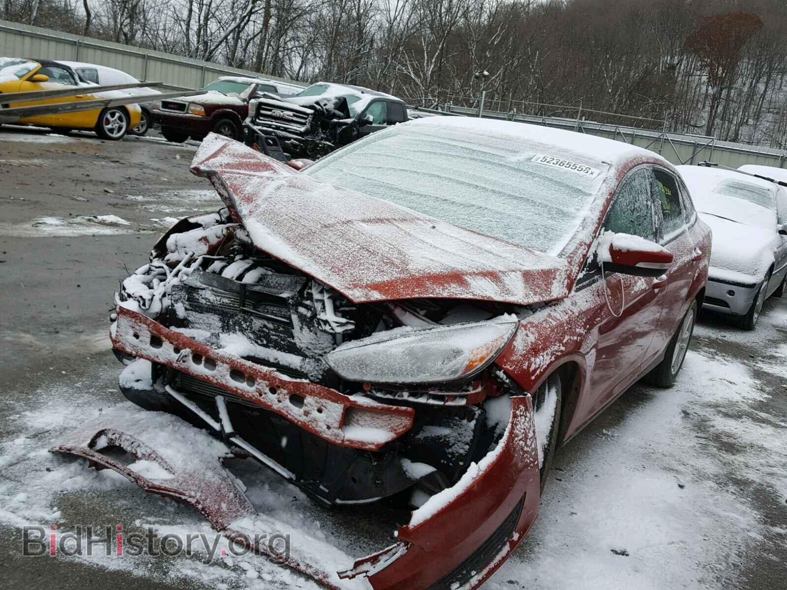 2018 FORD FOCUS - VIN: 1FADP3F22JL239496 - Photo 2