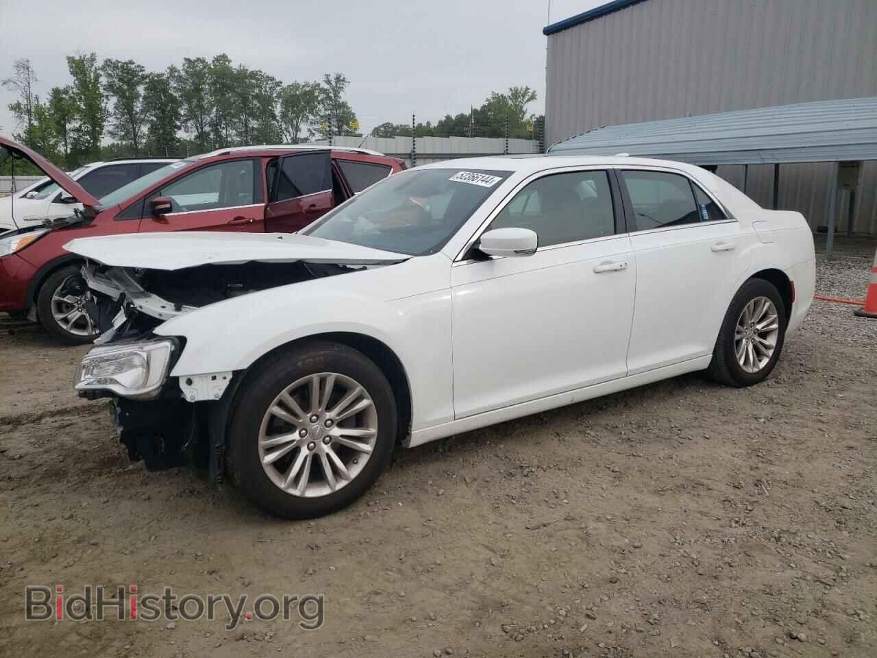 Фотография 2C3CCAAG3GH307808 - CHRYSLER 300 2016