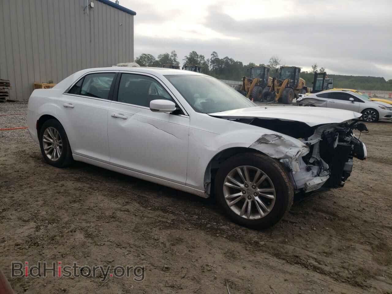 2016 CHRYSLER 300 - VIN: 2C3CCAAG3GH307808 - Фото 4