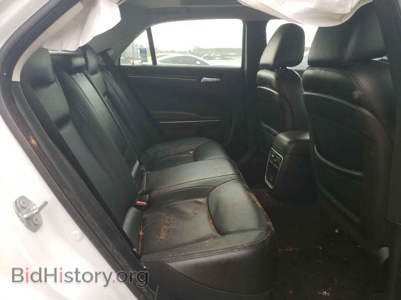 2016 CHRYSLER 300 - VIN: 2C3CCAAG3GH307808 - Фото 10