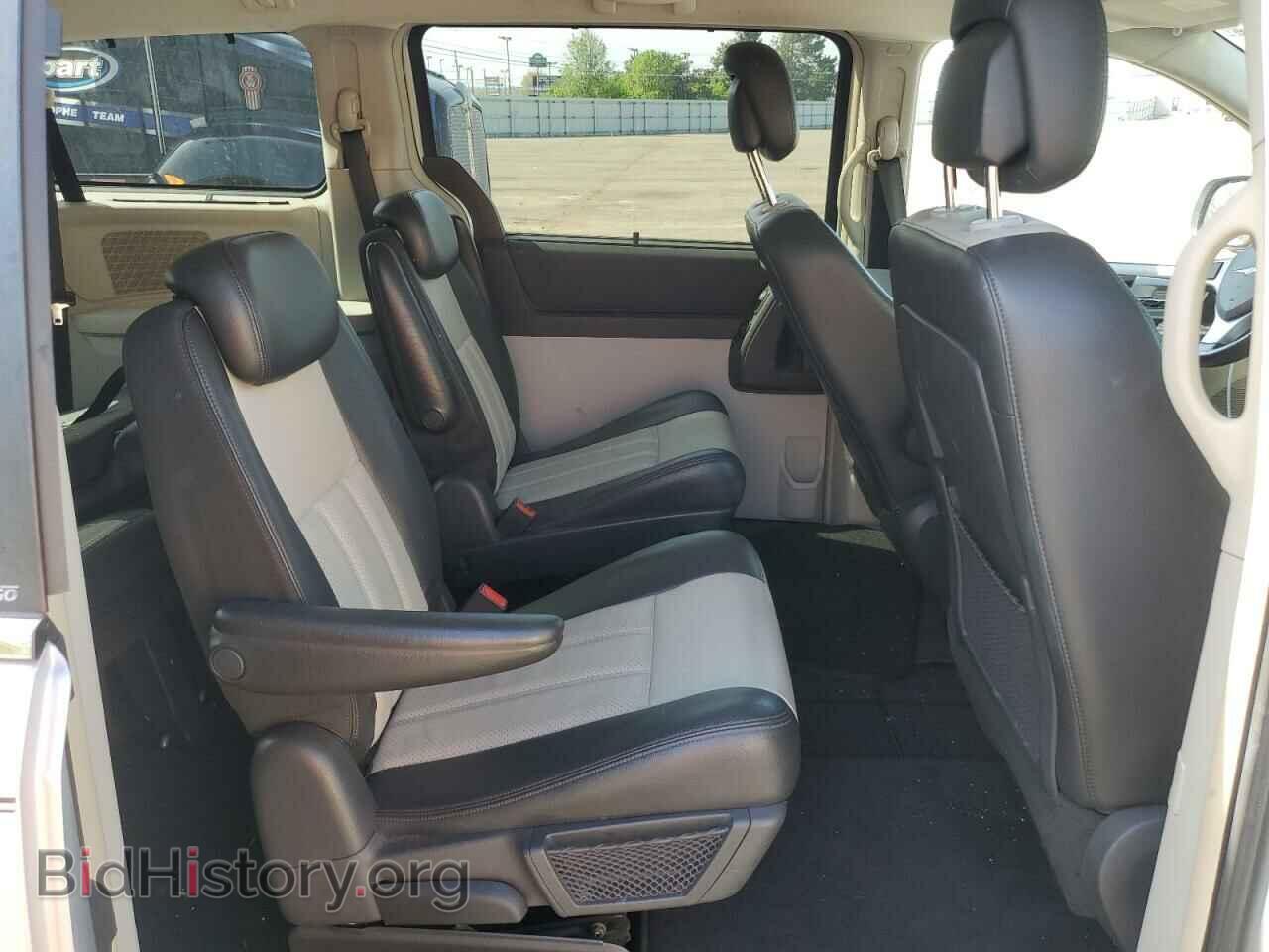 2010 CHRYSLER MINIVAN - VIN: 2A4RR8D18AR394752 - Фото 11