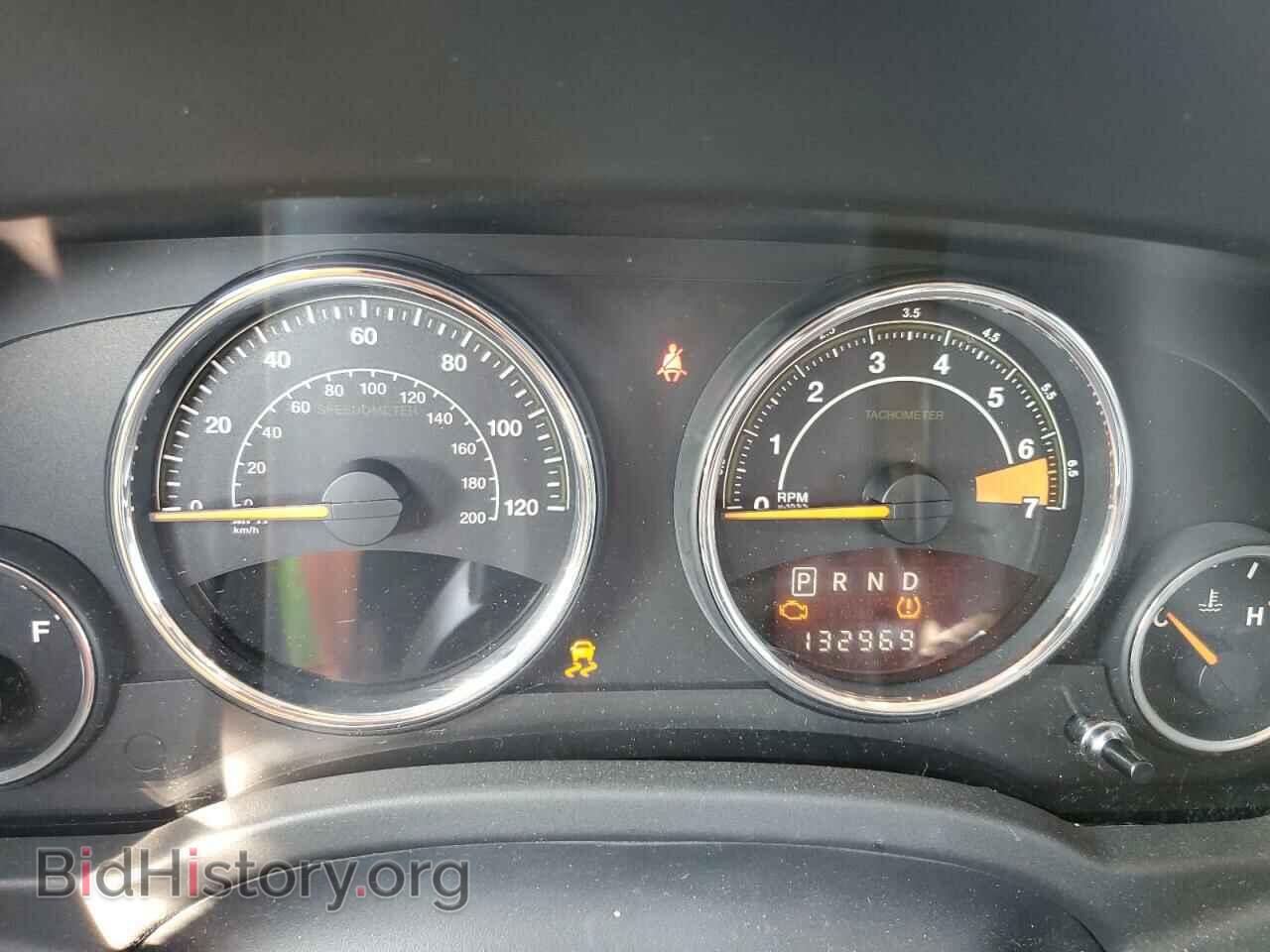 2014 JEEP COMPASS - VIN: 1C4NJDEB8ED784593 - Photo 9
