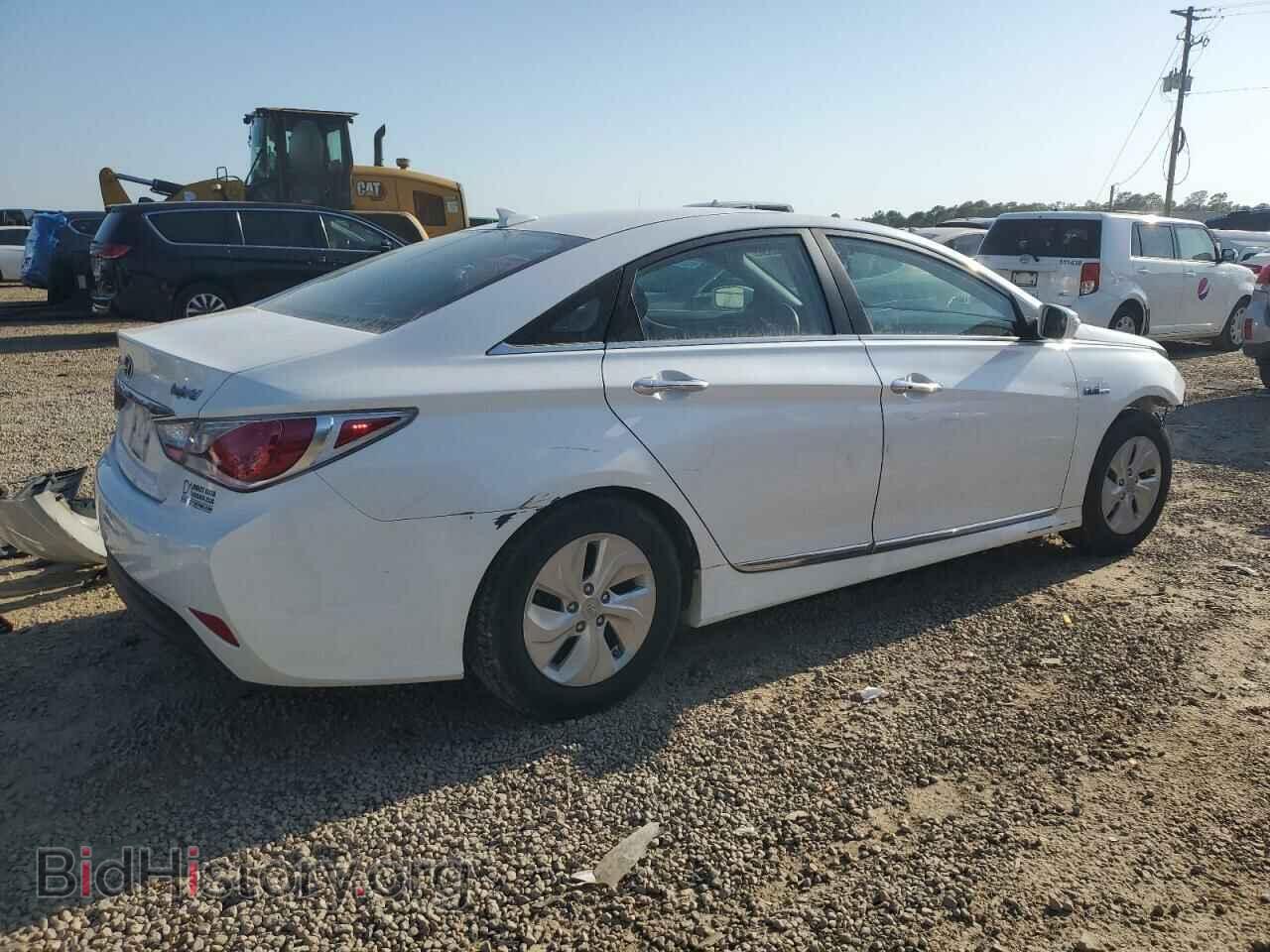 2014 HYUNDAI SONATA - VIN: KMHEC4A42EA116450 - Фото 3