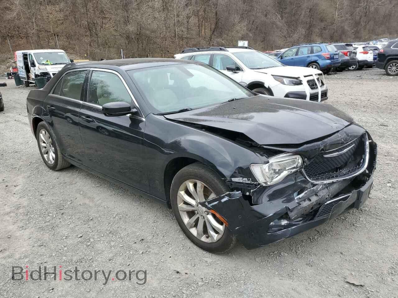2018 CHRYSLER 300 - VIN: 2C3CCARG9JH165654 - Фото 4