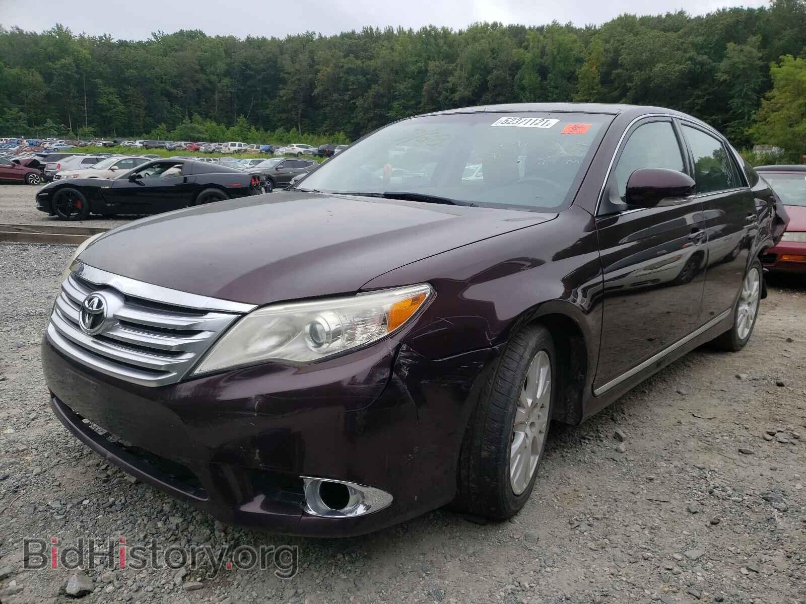 2011 TOYOTA AVALON - VIN: 4T1BK3DB5BU407805 - Фото 2