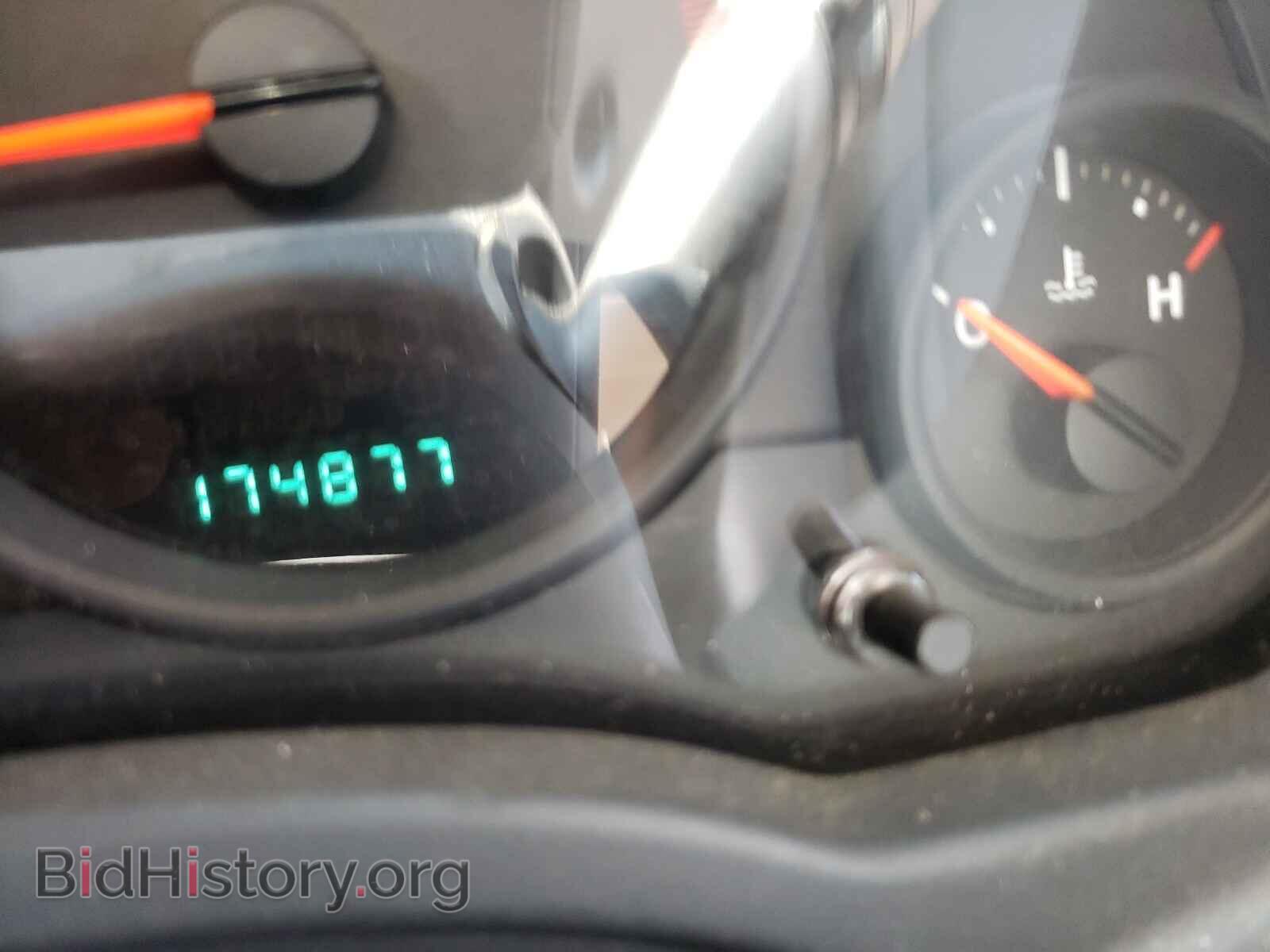 2011 JEEP COMPASS - VIN: 1J4NF1FB3BD144084 - Фото 8
