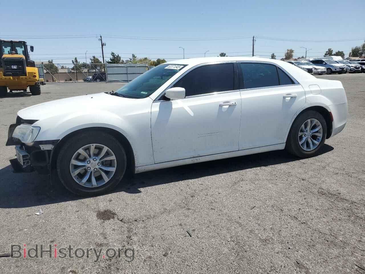 Фотография 2C3CCAAG5FH930992 - CHRYSLER 300 2015