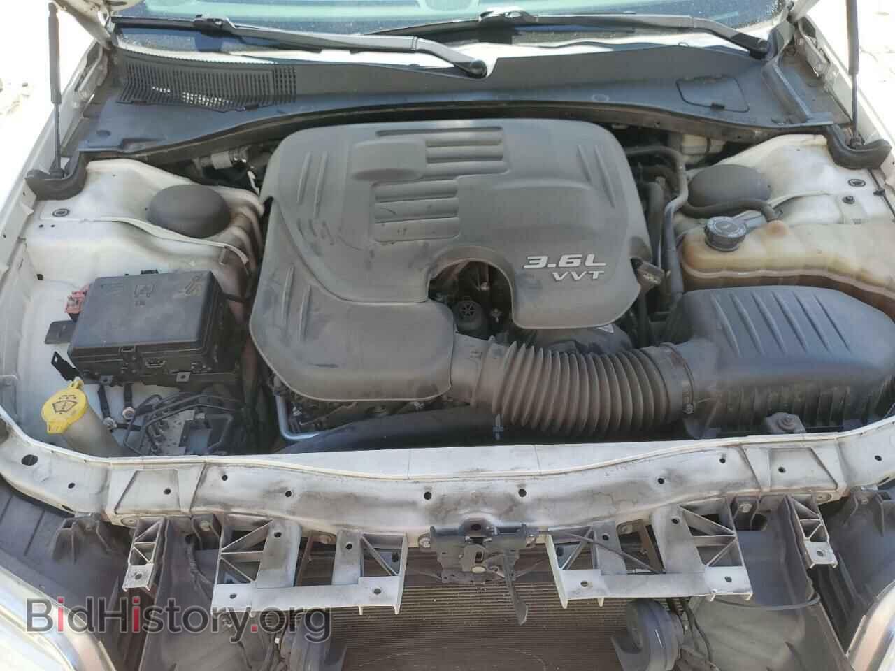 2015 CHRYSLER 300 - VIN: 2C3CCAAG5FH930992 - Фото 11