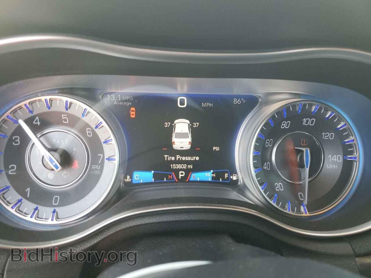 2015 CHRYSLER 300 - VIN: 2C3CCAAG5FH930992 - Фото 9