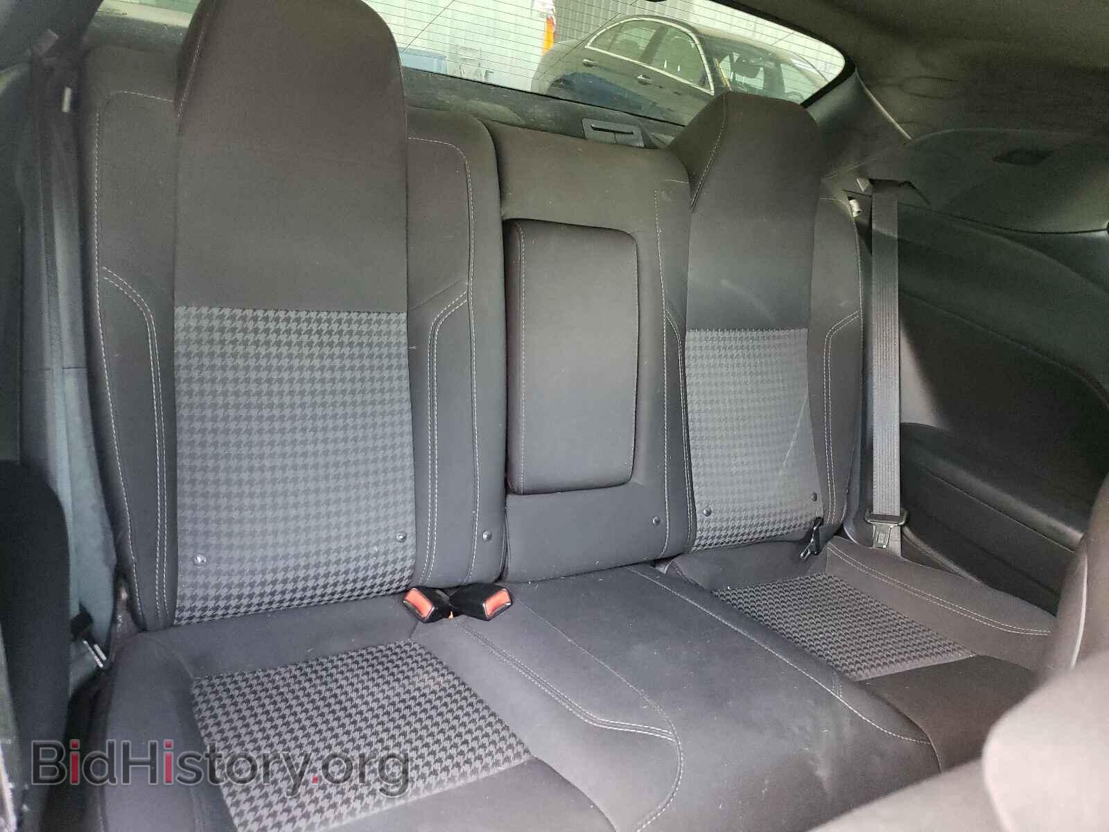 2015 DODGE CHALLENGER - VIN: 2C3CDZAT1FH717336 - Фото 6