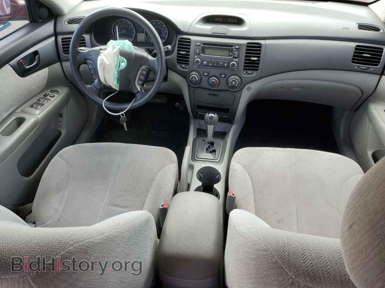 2008 KIA OPTIMA - VIN: KNAGE123685184594 - Фото 8