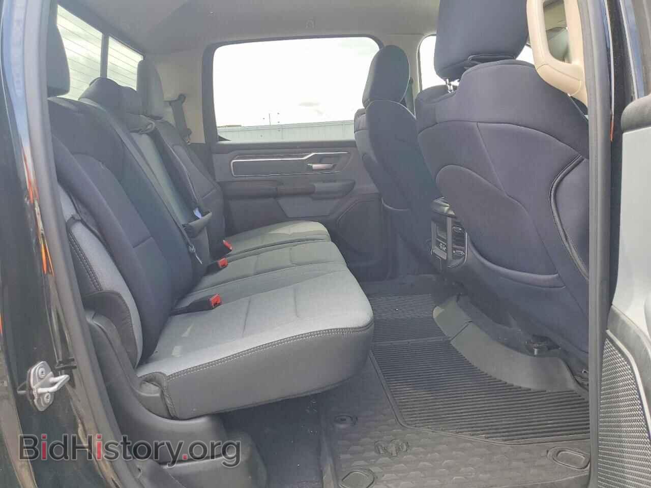 2019 RAM 1500 - VIN: 1C6SRFFT1KN583744 - Фото 10