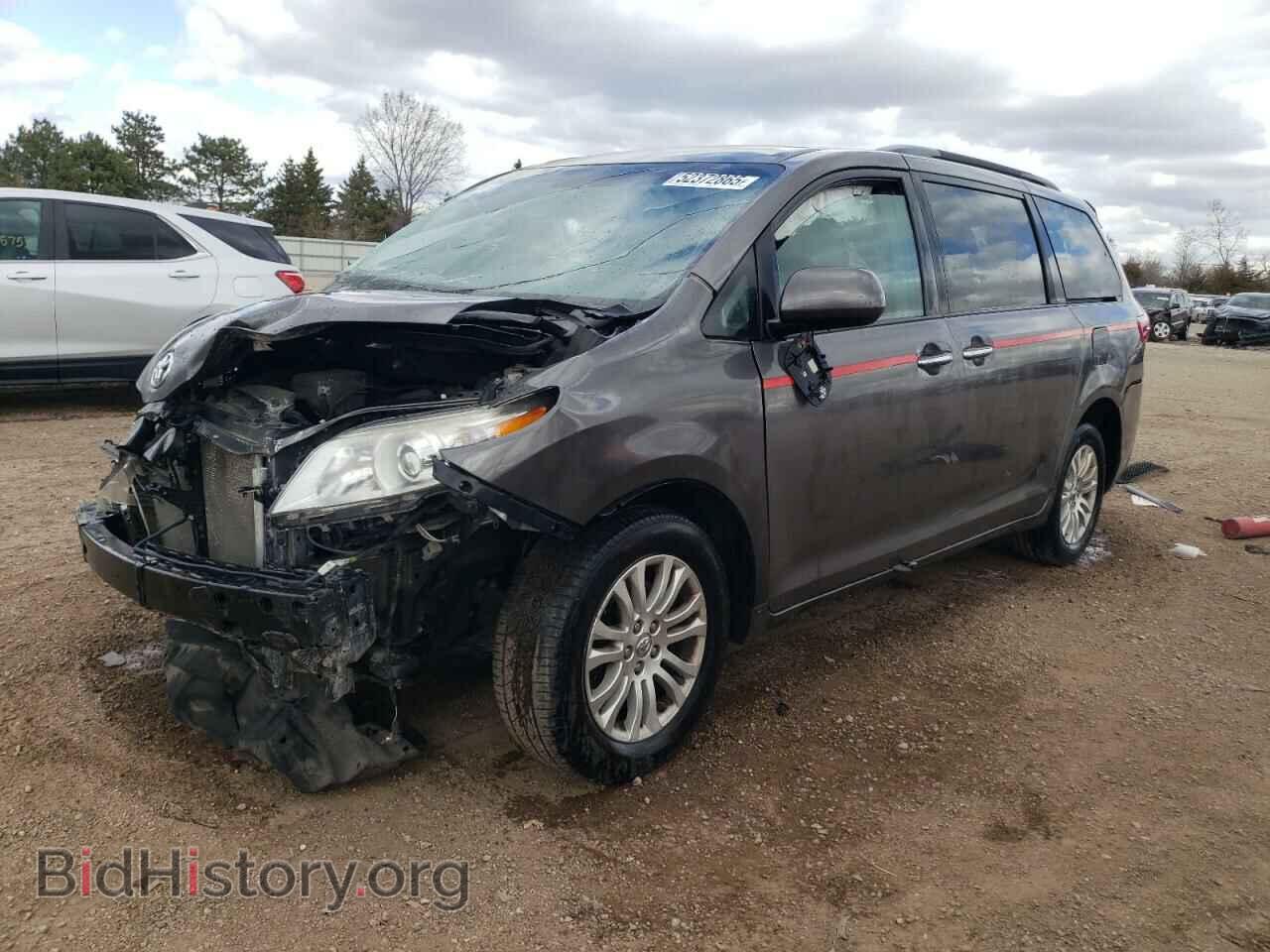 Photo 5TDYZ3DC8HS832791 - TOYOTA All Models 2017