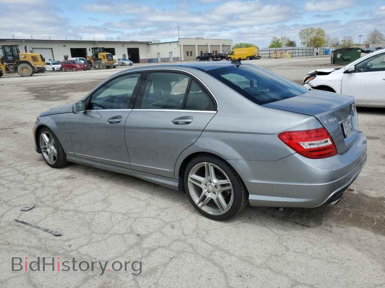 2012 MERCEDES-BENZ C-CLASS - VIN: WDDGF8BB5CA654832 - Фото 2